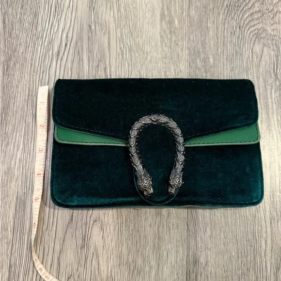 Green velvet bag - Picture 5 of 6